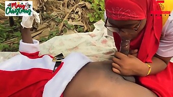 Nigerian Farm Couple'S Christmas Love-Making. Subscribe To Red.