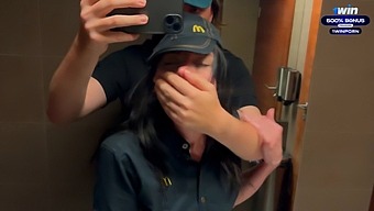 Daring Public Escapade In A Restroom. A Mcdonald'S Employee Was The Target Due To A Spilled Drink! - Eva Soda
