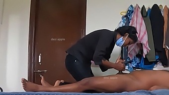 Satisfying Penis Massage For A Happy Customer